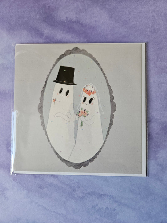 Mr and Mrs Ghost Couple